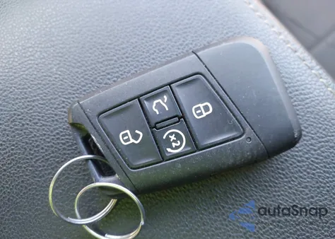 2022 Volkswagen Taos 1.5T Se from USA, damaged, VIN 3VVYX7B27NM034643